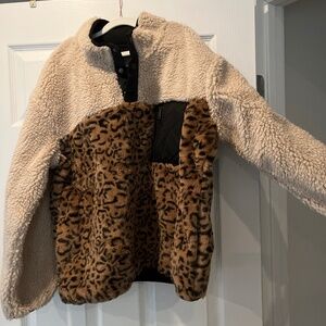 Cheetah Rails Fleece Quarter Snap